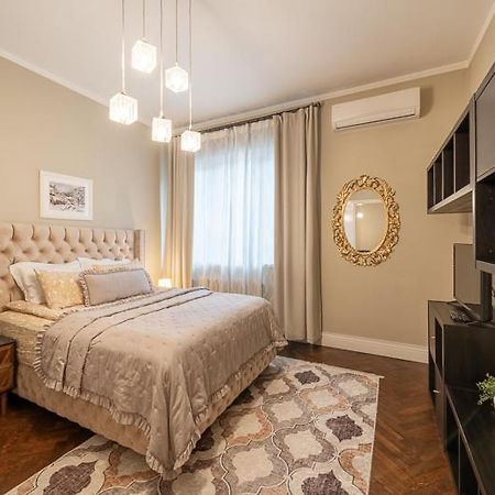 3 Bdr - Top Center Artistic Apartment - 115 M2 Софія Екстер'єр фото